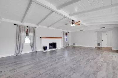 988 Carolina Avenue, Yuba City, CA 95991 - Photo 9