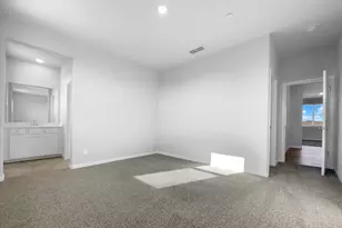 8416 Tapies Way, Elk Grove, CA 95624 - Photo 19