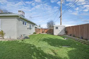 32 S Corinth Ave, Lodi, CA 95242 - Photo 49