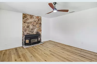 10233 Countryside Way, Sacramento, CA 95827 - Photo 7