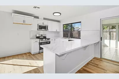 10233 Countryside Way, Sacramento, CA 95827 - Photo 15