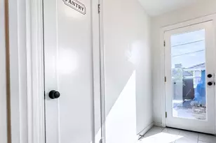 6006 Tahoe Way, Sacramento, CA 95817 - Photo 19