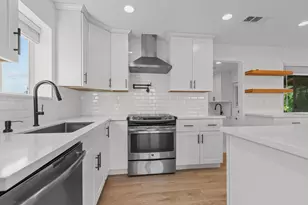 6821 Silverthorne Cir, Sacramento, CA 95842 - Photo 9