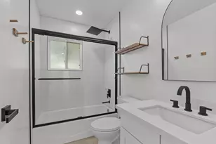 6821 Silverthorne Cir, Sacramento, CA 95842 - Photo 17