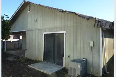 1927 Montauban Court, Stockton, CA 95210 - Photo 15