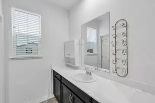 10398 Costa Nova Cir, Elk Grove, CA 95757 - Photo 29