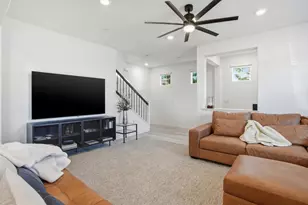 1586 Parkside Way, Roseville, CA 95747 - Photo 5