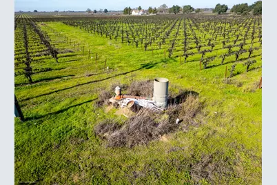 2552 W Peltier Road, Lodi, CA 95242 - Photo 23