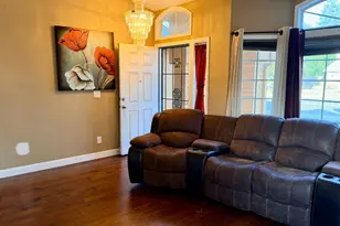 8100 Auberry Drive, Sacramento, CA 95828 - Photo 17