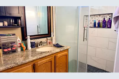 8100 Auberry Drive, Sacramento, CA 95828 - Photo 11