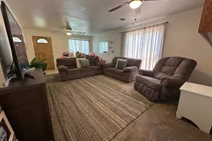 1333 Frank Ave, Dos Palos, CA 93620 - Photo 5