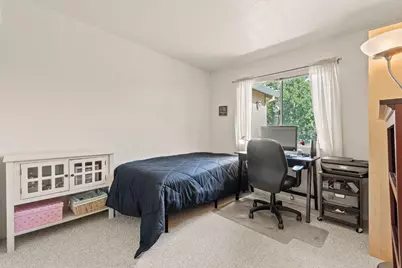 8475 Camino Vista Way, Elk Grove, CA 95624 - Photo 21