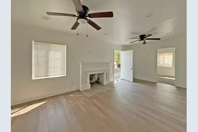 1705 Kenwood Street, Sacramento, CA 95815 - Photo 11