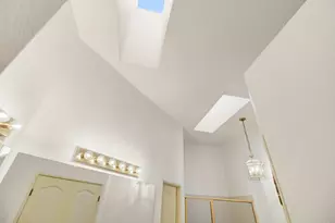 135 River Chase Cir, Sacramento, CA 95864 - Photo 31