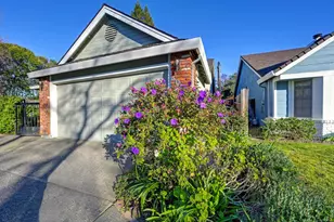 4040 Alex Ln, Carmichael, CA 95608 - Photo 5