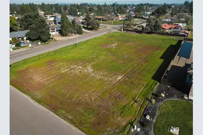 2484 Sierra Springs Court, Atwater, CA 95301 - Photo 5