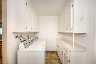 Leisureville Circle, Woodland, CA 96776 - Photo 27