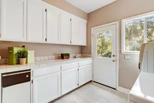 3058 Ridgeview Dr, El Dorado Hills, CA 95762 - Photo 33