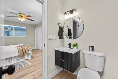 221 W Pearl Avenue, Stockton, CA 95207 - Photo 27