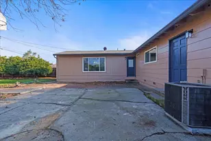 221 W Pearl Ave, Stockton, CA 95207 - Photo 29