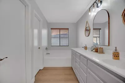 9185 N Rochester Avenue, Delhi, CA 95315 - Photo 23