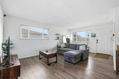 9520 Emerald Park Drive #4, Elk Grove, CA 95624 - Photo 3