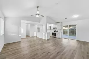 2208 Sunmist Ln, Modesto, CA 95355 - Photo 7