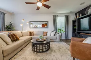 3201 Monument Dr, Roseville, CA 95747 - Photo 9