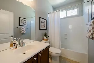 3201 Monument Dr, Roseville, CA 95747 - Photo 21