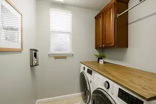 3201 Monument Dr, Roseville, CA 95747 - Photo 25