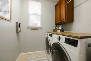 3201 Monument Dr, Roseville, CA 95747 - Photo 31