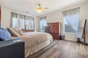 2730 Explorer Way, Turlock, CA 95382 - Photo 37