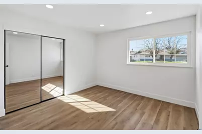 2462 Town Circle, Sacramento, CA 95821 - Photo 31