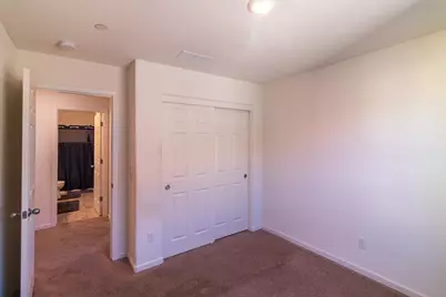 130 Bywell Bridge Circle, Sacramento, CA 95823 - Photo 21