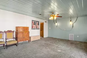 2043 Ellis St, Modesto, CA 95354 - Photo 27