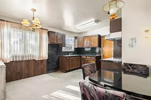 2043 Ellis St, Modesto, CA 95354 - Photo 11