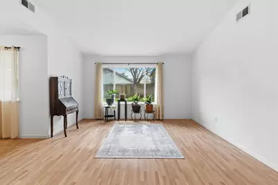 2926 Snowbrook Court, Stockton, CA 95219 - Photo 7