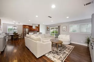 6806 Lakewood Way, Orangevale, CA 95662 - Photo 15