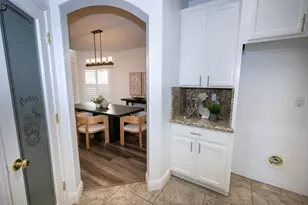 10208 Jenny Lynn Way, Elk Grove, CA 95757 - Photo 11