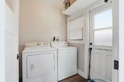 125 E 12th Street, Tracy, CA 95376 - Photo 31