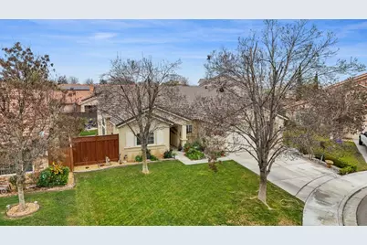 759 Santa Ana Ct, Los Banos, CA 93635 - Photo 3