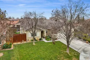 759 Santa Ana Ct, Los Banos, CA 93635 - Photo 3