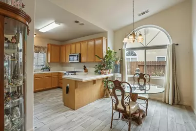 759 Santa Ana Ct, Los Banos, CA 93635 - Photo 7