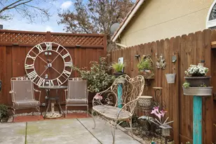 759 Santa Ana Ct, Los Banos, CA 93635 - Photo 25