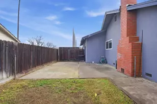 1805 Myrtlewood Dr, Ceres, CA 95307 - Photo 23