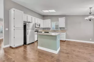 1005 Betsy Ross Dr, Roseville, CA 95747 - Photo 15