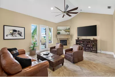 5830 Mariposa Avenue, Citrus Heights, CA 95610 - Photo 41