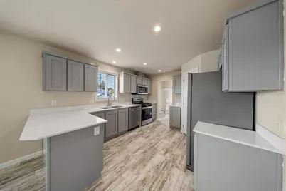 Moffat Boulevard #7, Manteca, CA 95336 - Photo 9