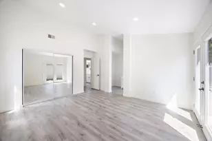 7017 Sprig Dr, Sacramento, CA 95842 - Photo 27