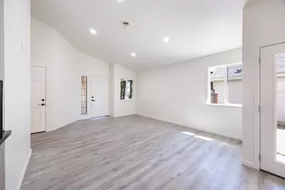 7017 Sprig Drive, Sacramento, CA 95842 - Photo 15